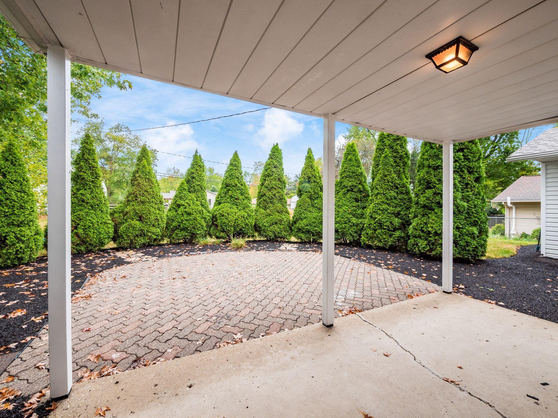 2081 Fishinger Road Upper Arlington, OH 43221 - Photo 41 of 77 042_9c5e_N 2081 Fishinger 102