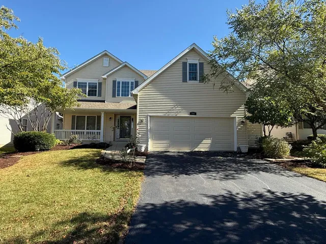 $559,000 | 731 Lake Ridge Drive, South Elgin, IL 60177