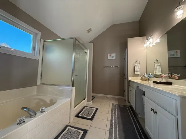 $559,000 | 731 Lake Ridge Drive, South Elgin, IL 60177