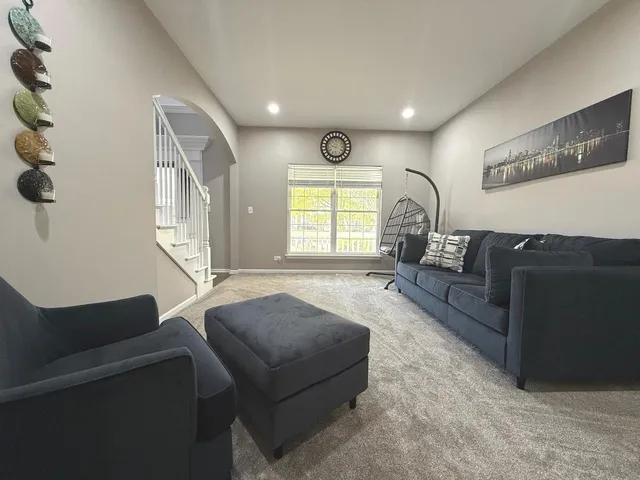 $559,000 | 731 Lake Ridge Drive, South Elgin, IL 60177