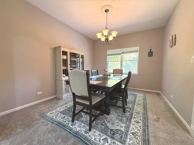 $559,000 | 731 Lake Ridge Drive, South Elgin, IL 60177