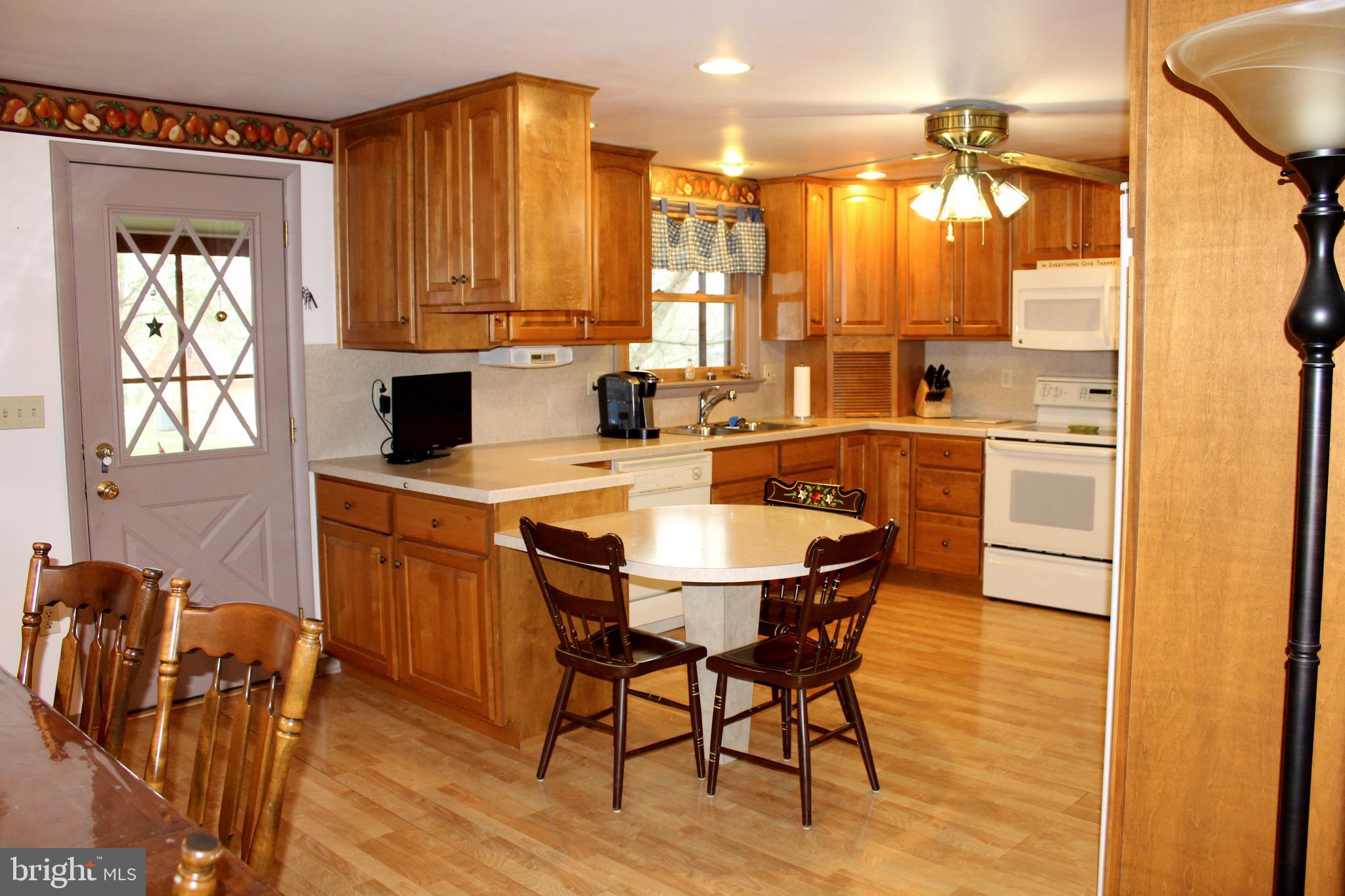 104 Brubaker Road Lititz, PA 17543 - Photo 5 of 52