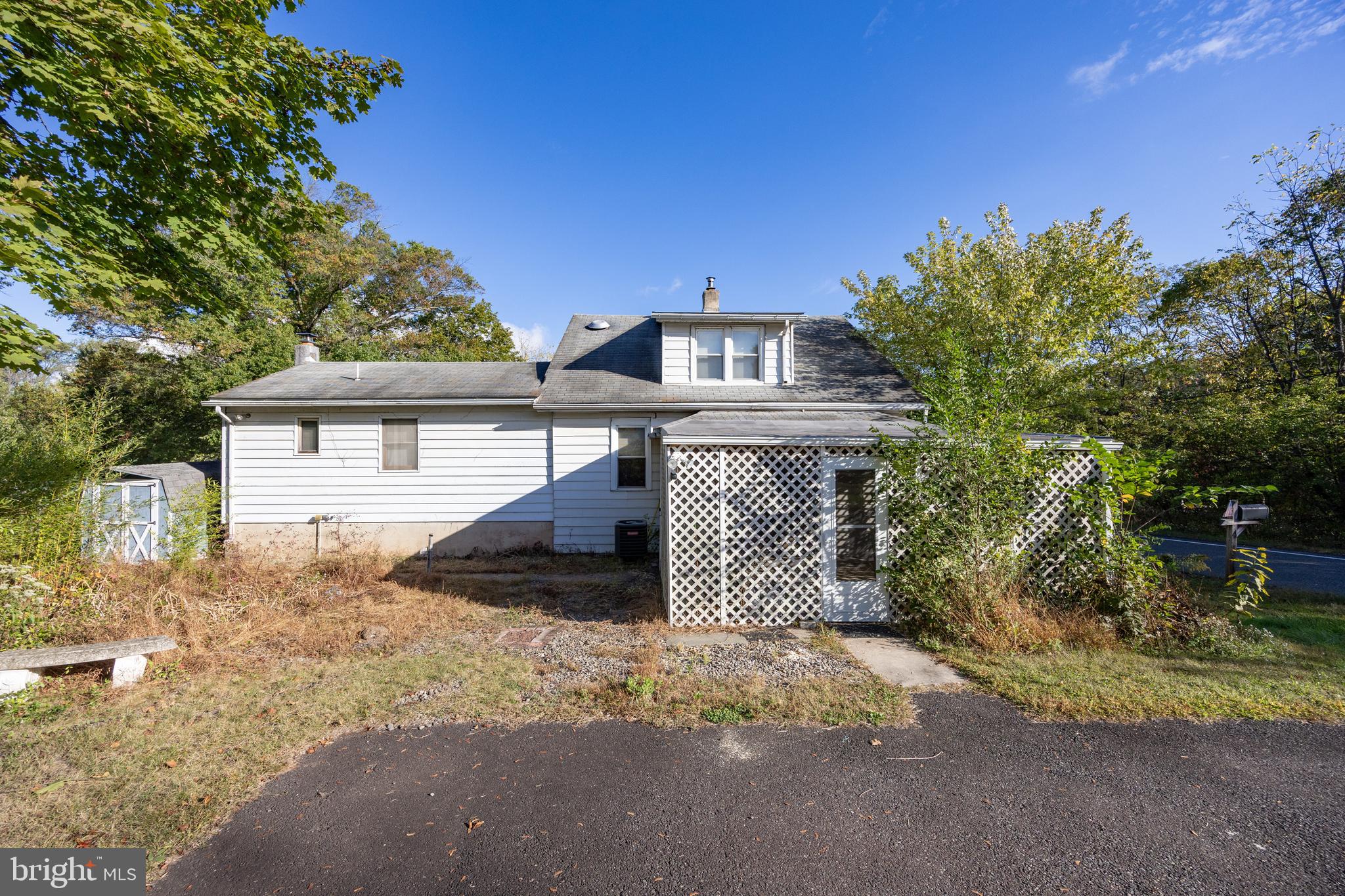 4 Boraten Road Royersford, PA 19468 - Photo 3 of 38 a front view of a house with a yard