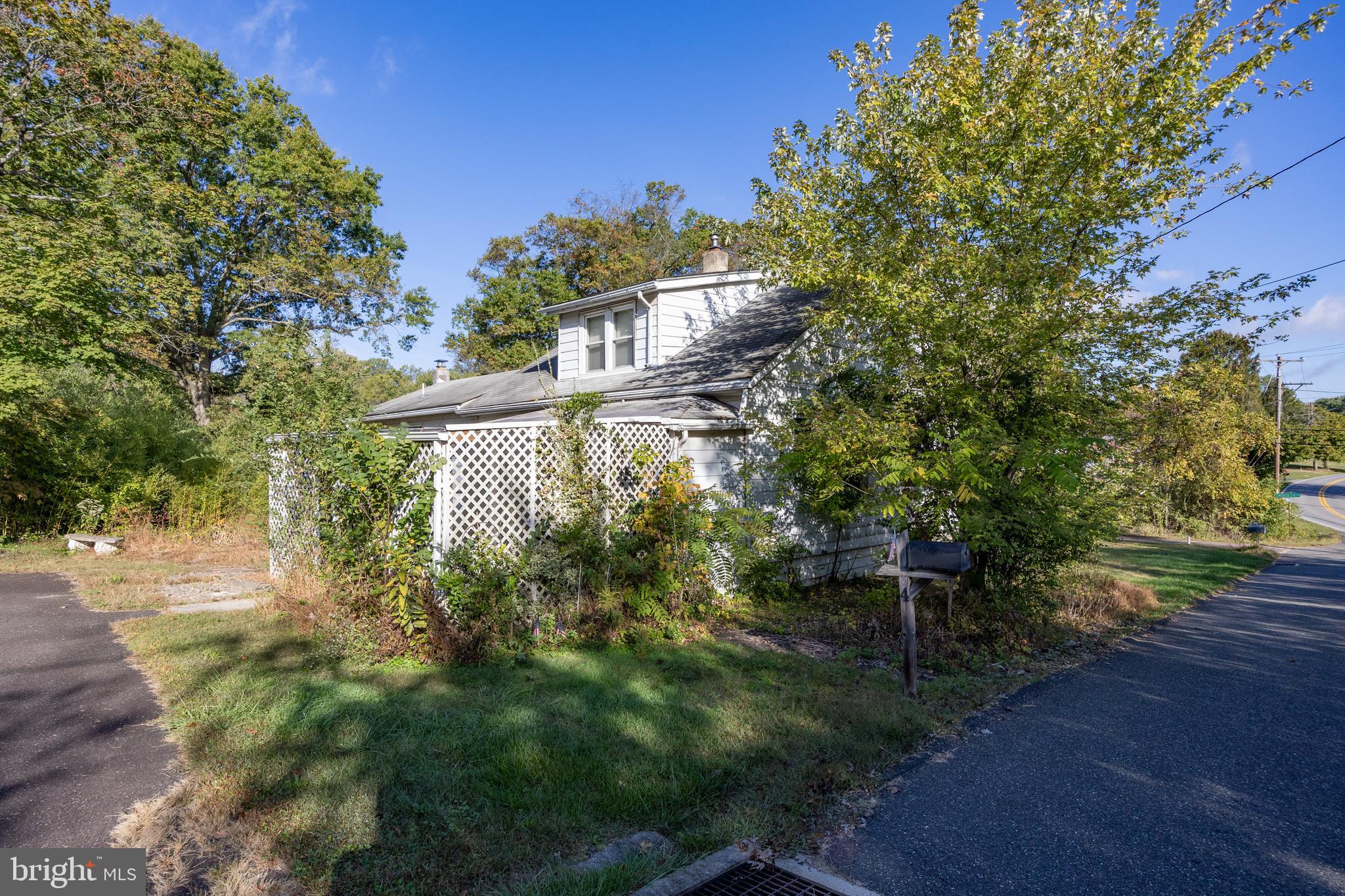 4 Boraten Road Royersford, PA 19468 - Photo 35 of 38 a view of a yard