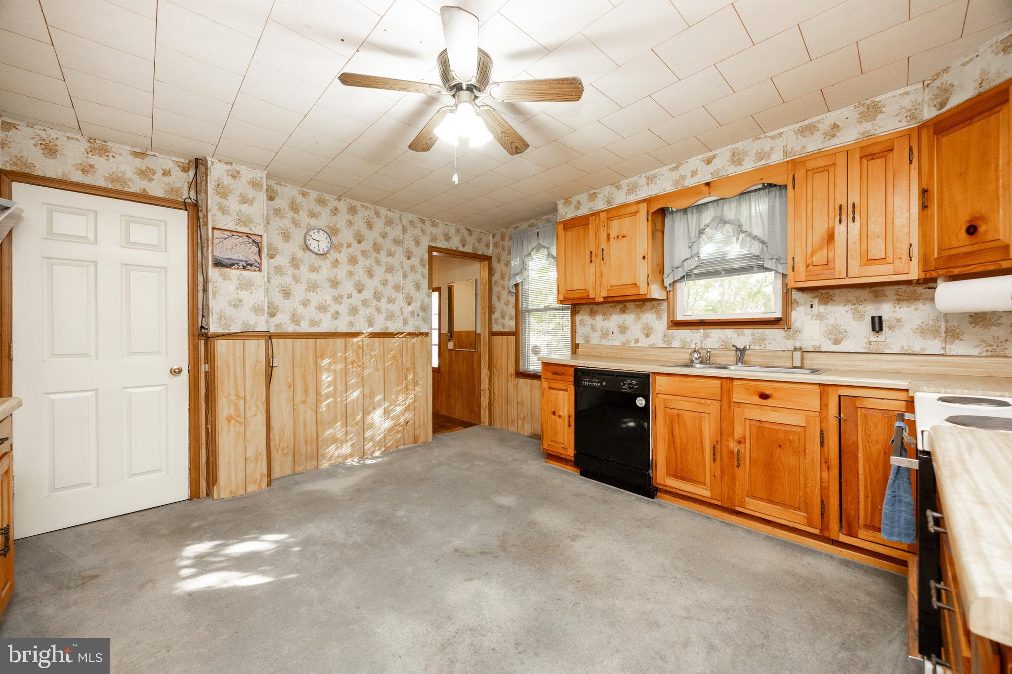 4 Boraten Road Royersford, PA 19468 - Photo 8 of 38 a large kitchen with a large window stainless steel appliances and cabinets