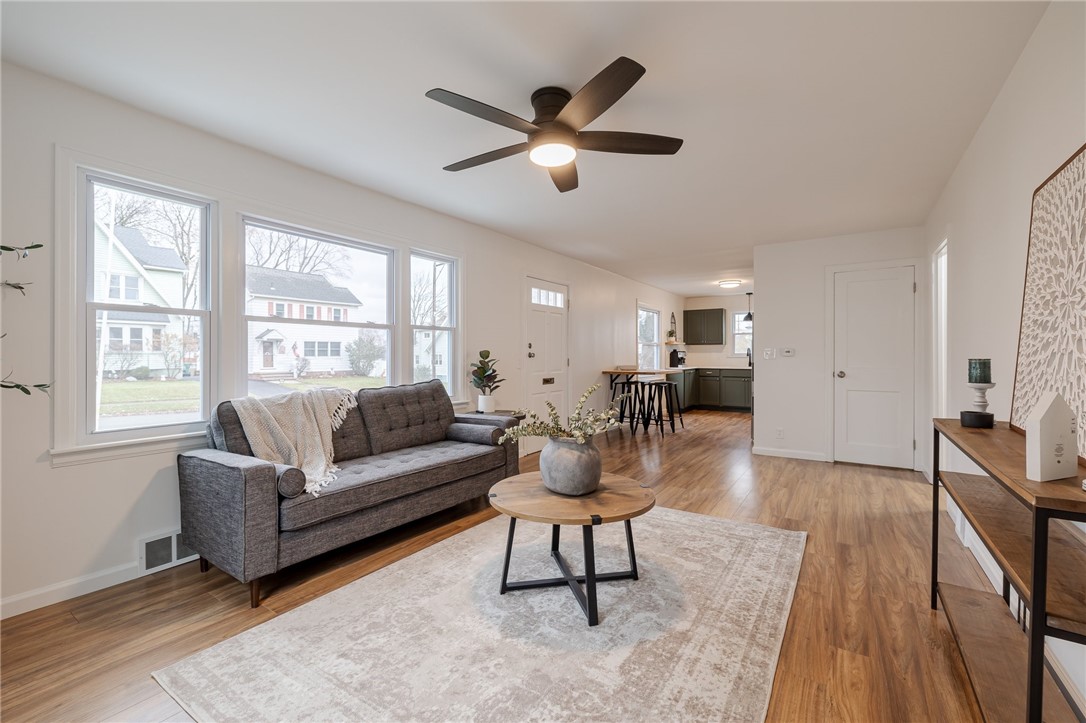 175 Spencer Road Irondequoit, NY 14609 - Photo 3 of 16