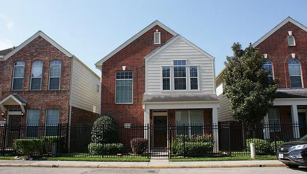$1,980 | 1712 Aden Drive, Houston, TX 77003