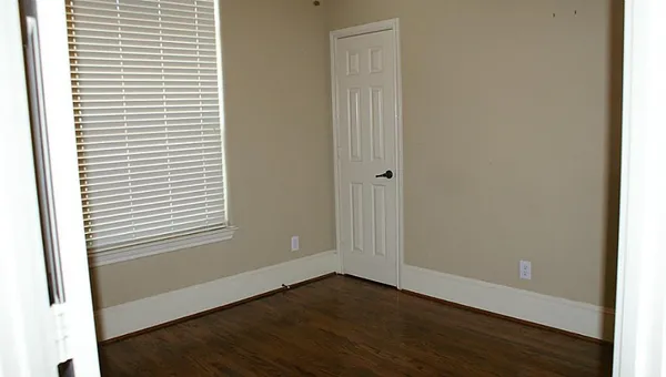 $1,980 | 1712 Aden Drive, Houston, TX 77003
