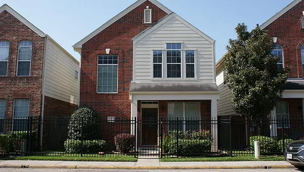 $1,980 | 1712 Aden Drive, Houston, TX 77003