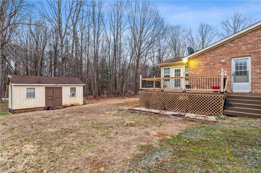 5407 Smiley Wyrick Road McLeansville, NC 27301 - Photo 4 of 37