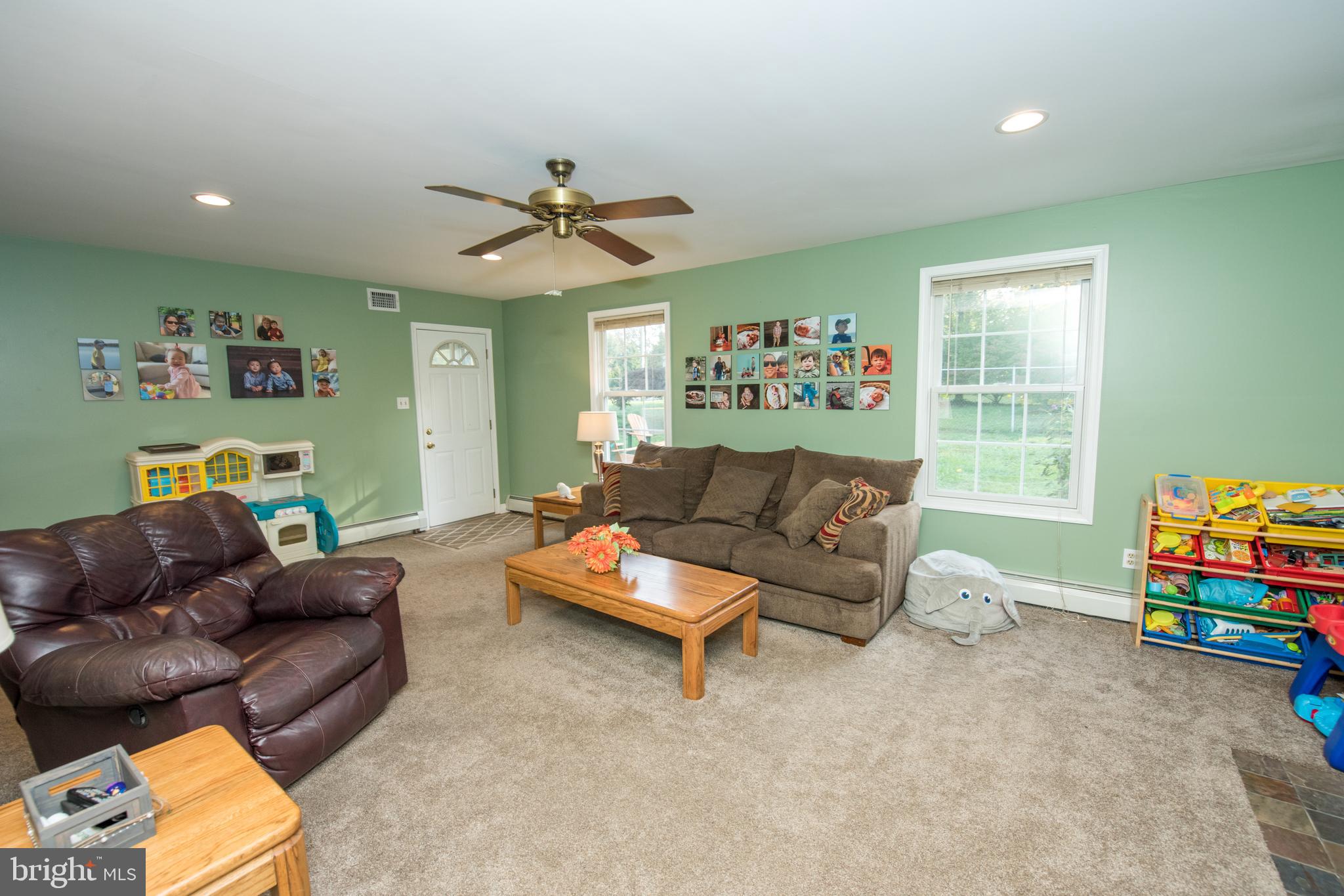 66 Towpath Road Levittown, PA 19056 - Photo 14 of 25