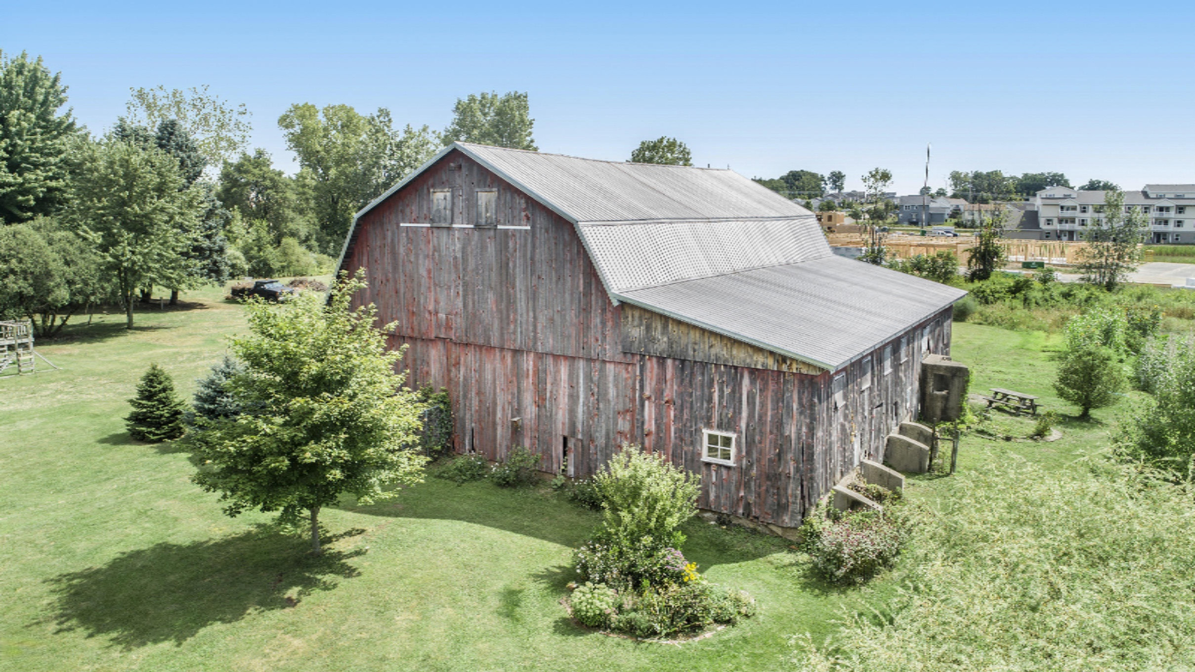 3810 Beeline Road Holland, MI 49424 - Photo 32 of 51 DJI_0257