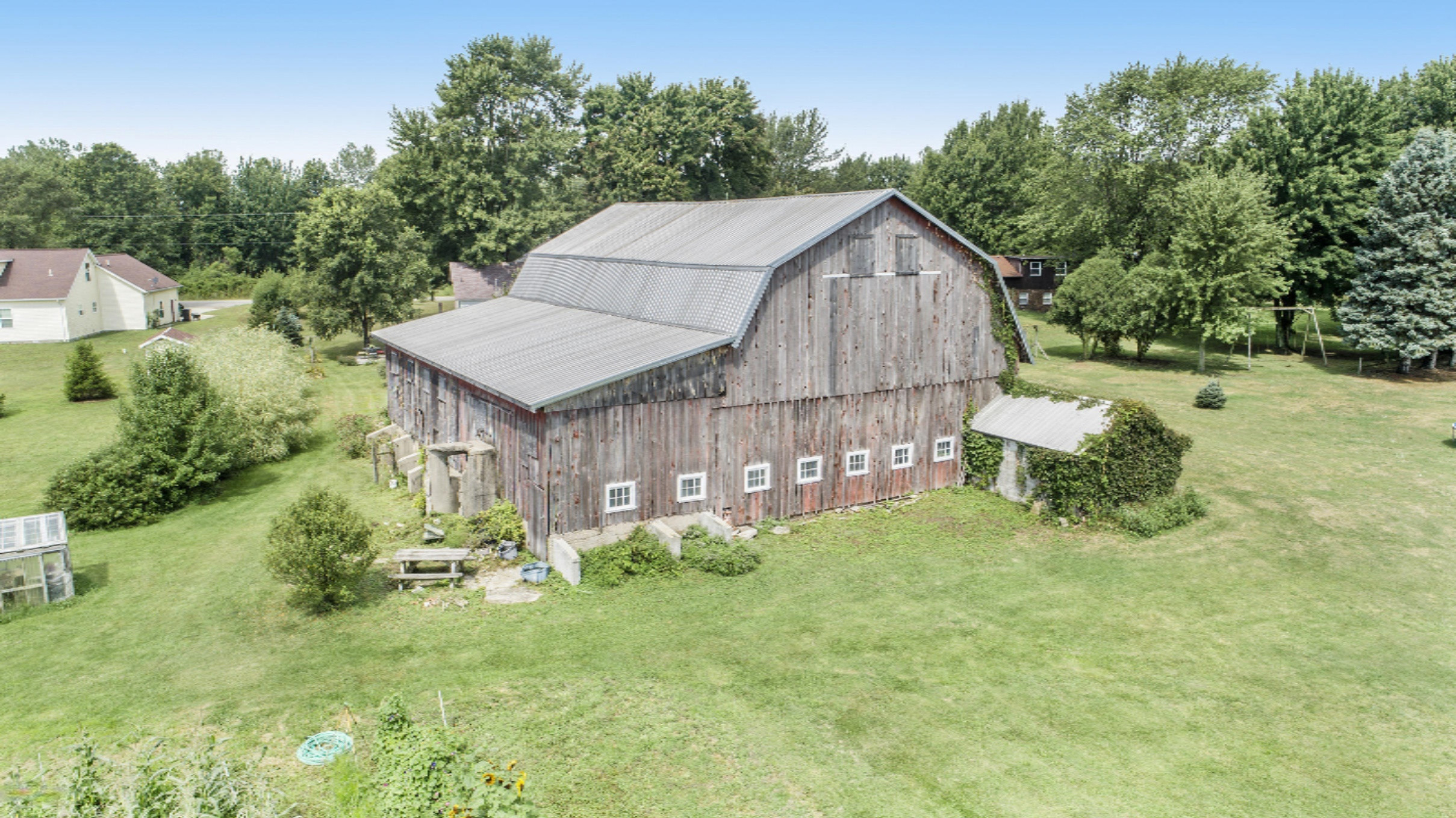 3810 Beeline Road Holland, MI 49424 - Photo 39 of 51 DJI_0254