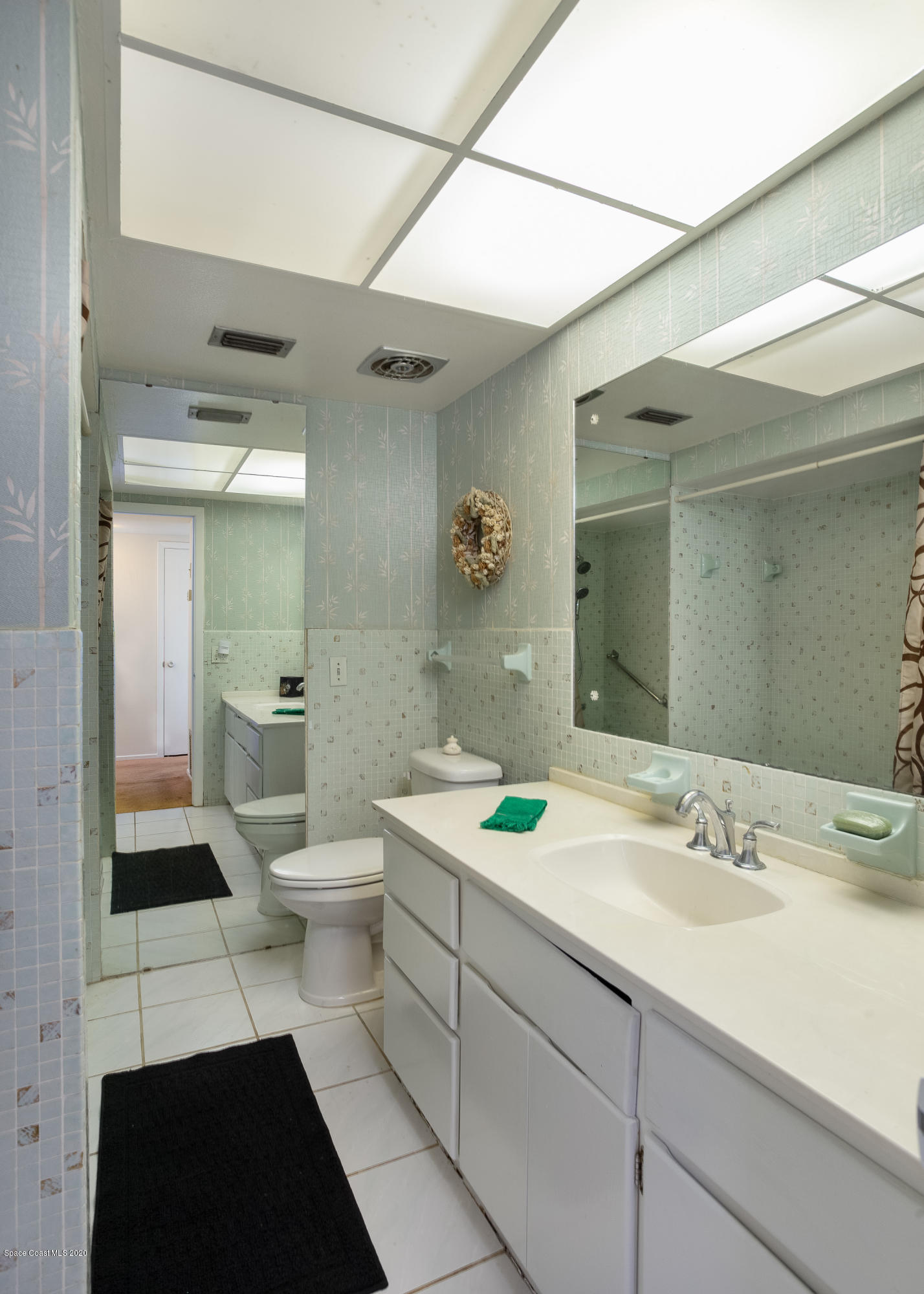 146 Bimini Road Cocoa Beach, FL 32931 - Photo 12 of 24 Guest Bath