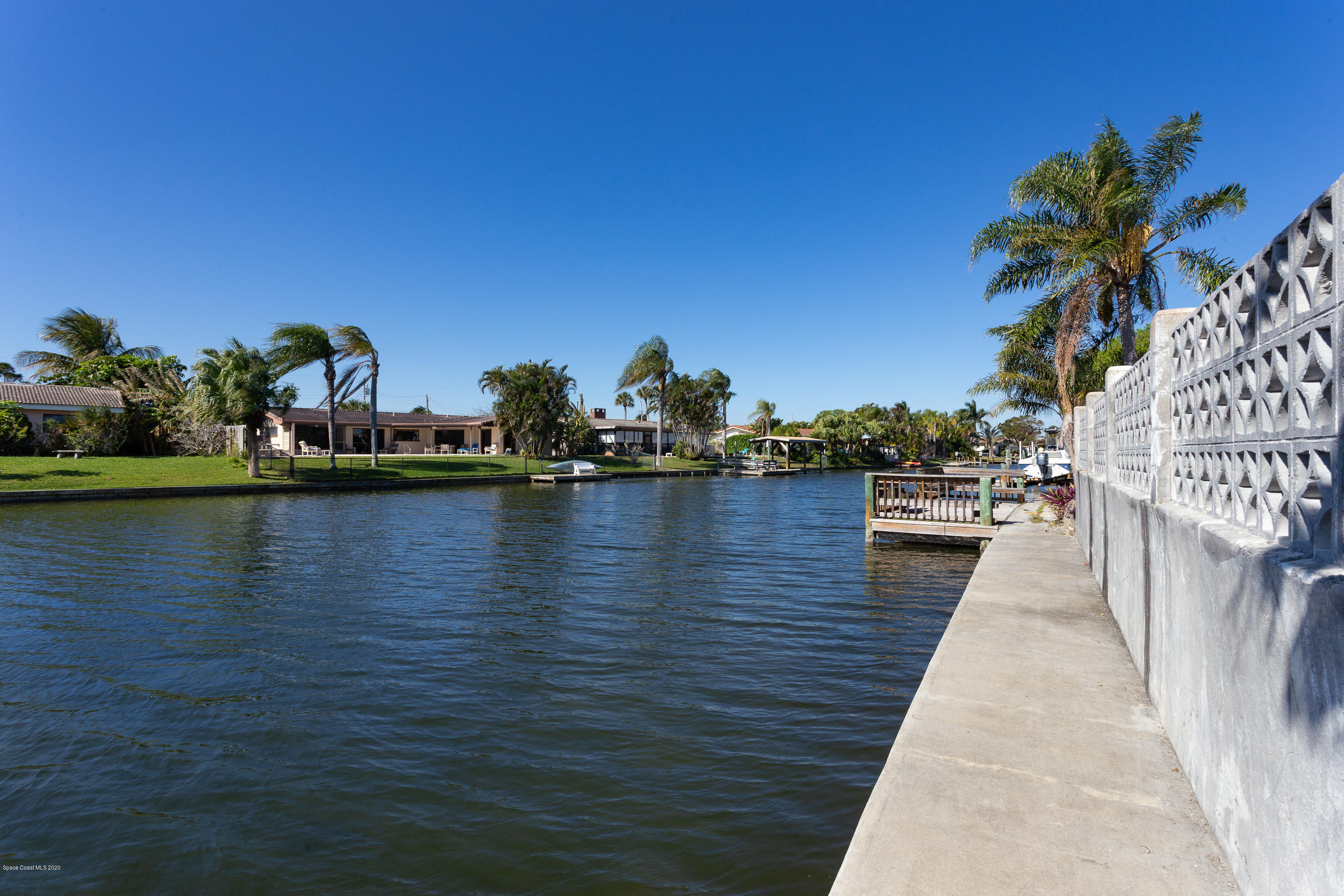 146 Bimini Road Cocoa Beach, FL 32931 - Photo 5 of 24 The Waterfront