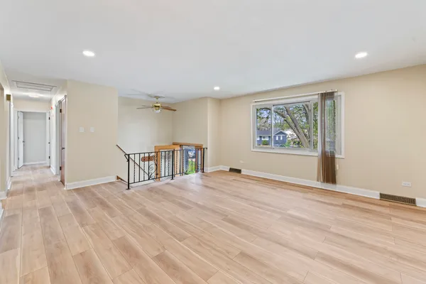 $3,500 | 15222 Huntington Court, Orland Park, IL 60462