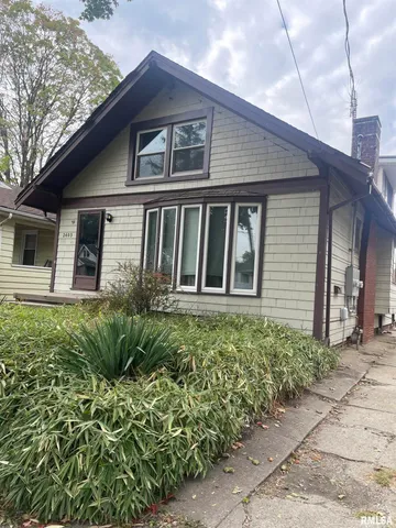 $79,900 | 2403 North Central Avenue, Peoria, IL 61603