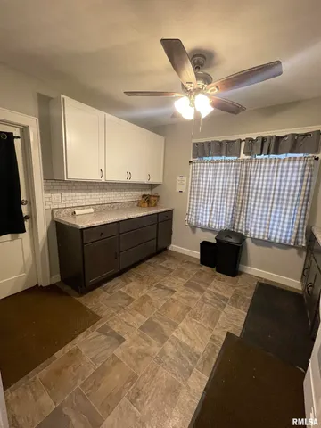 $79,900 | 2403 North Central Avenue, Peoria, IL 61603