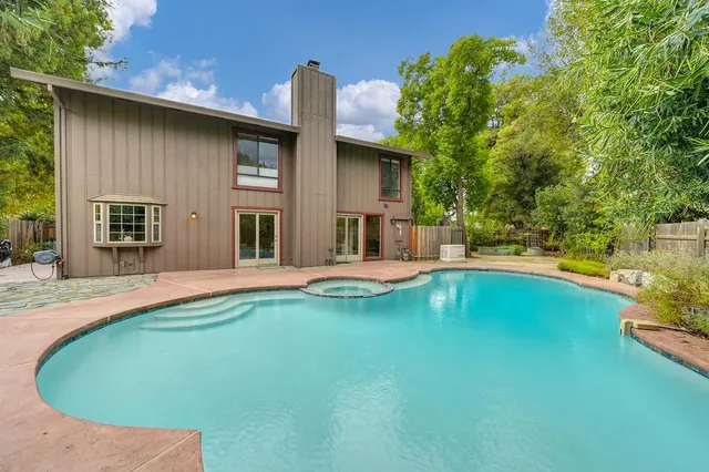 $1,285,000 | 2217 Alameda Avenue, Davis, CA 95616