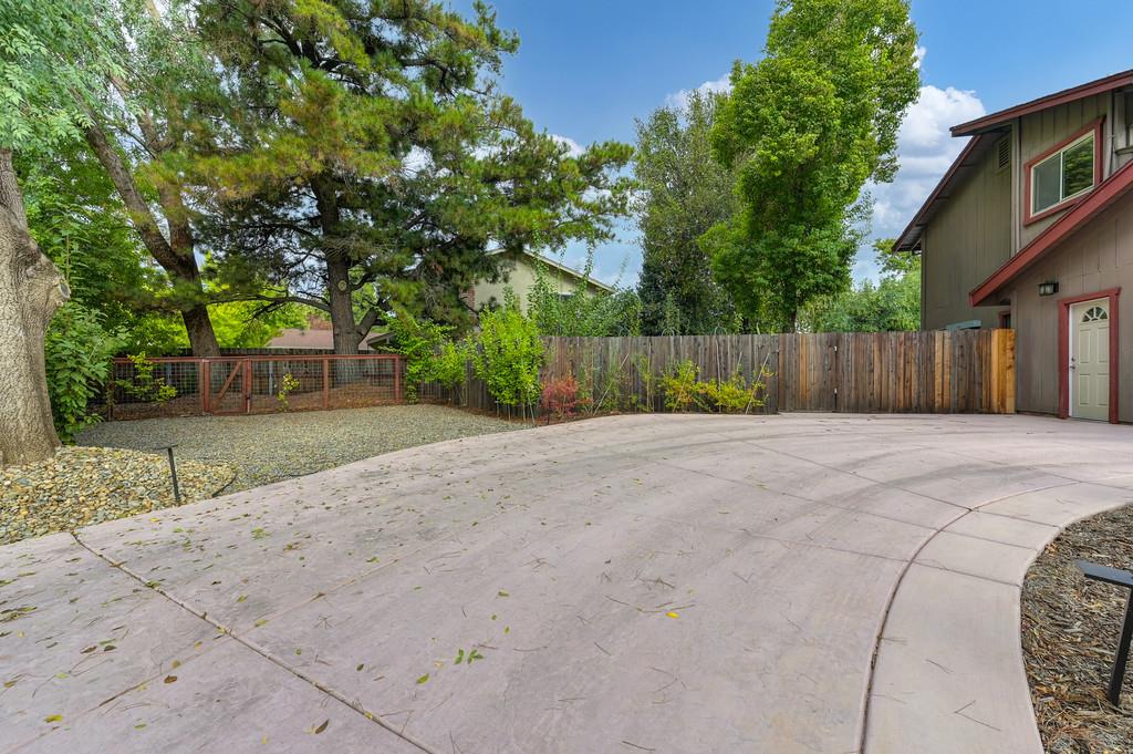 2217 Alameda Avenue Davis, CA 95616 - Photo 61 of 70