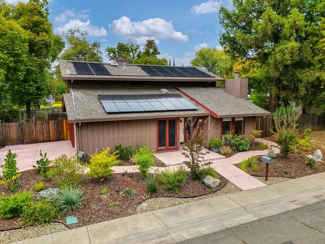 $1,285,000 | 2217 Alameda Avenue, Davis, CA 95616