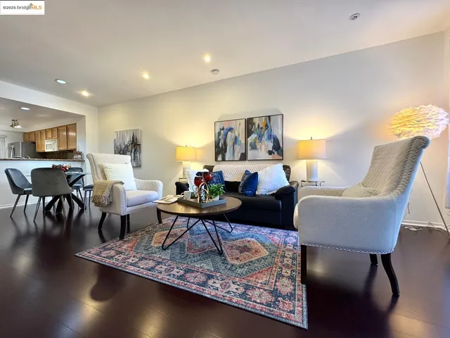 $525,000 | 320 Caldecott Lane, Unit 127, Oakland, CA 94618