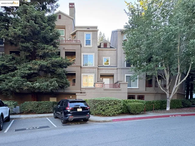 $525,000 | 320 Caldecott Lane, Unit 127, Oakland, CA 94618