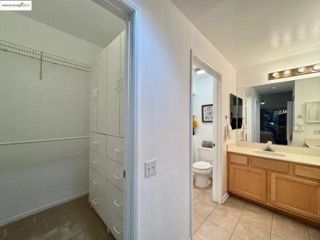 $525,000 | 320 Caldecott Lane, Unit 127, Oakland, CA 94618