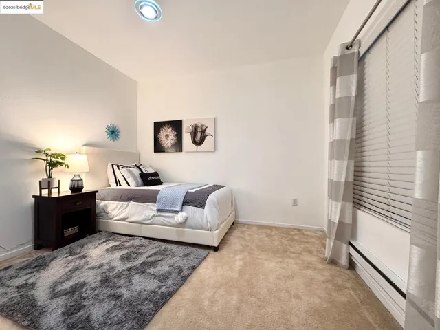 $525,000 | 320 Caldecott Lane, Unit 127, Oakland, CA 94618