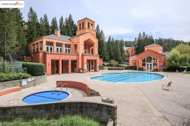 $525,000 | 320 Caldecott Lane, Unit 127, Oakland, CA 94618