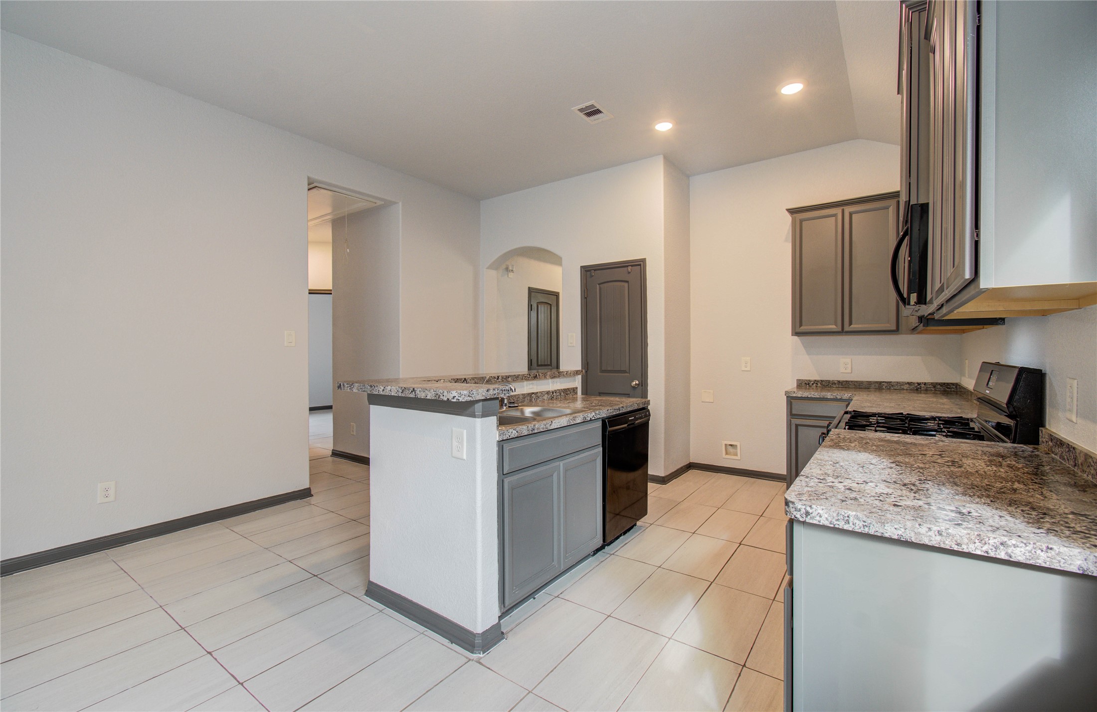 12147 La Salle River Road Conroe, TX 77304 - Photo 12 of 37