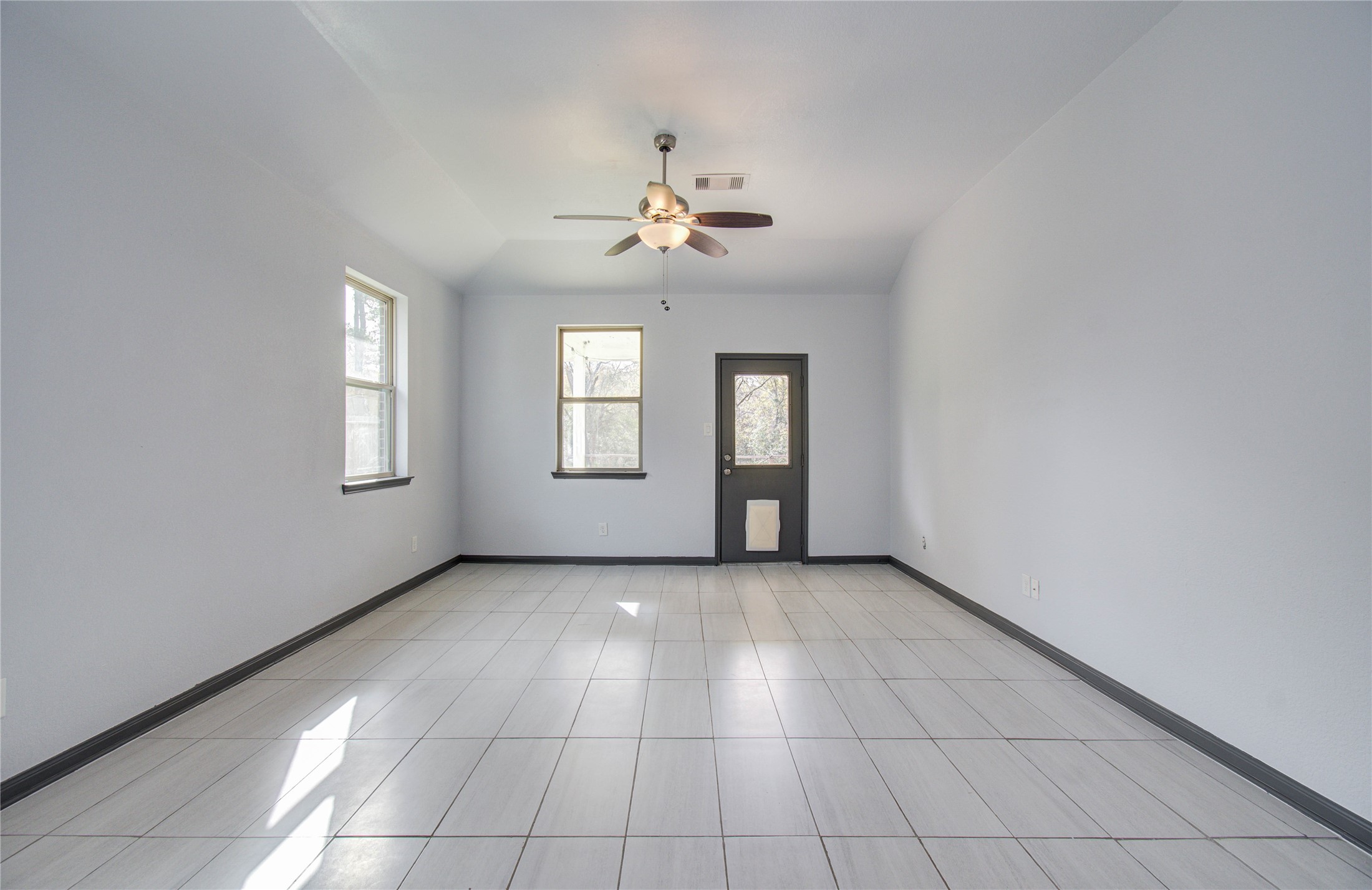 12147 La Salle River Road Conroe, TX 77304 - Photo 16 of 37