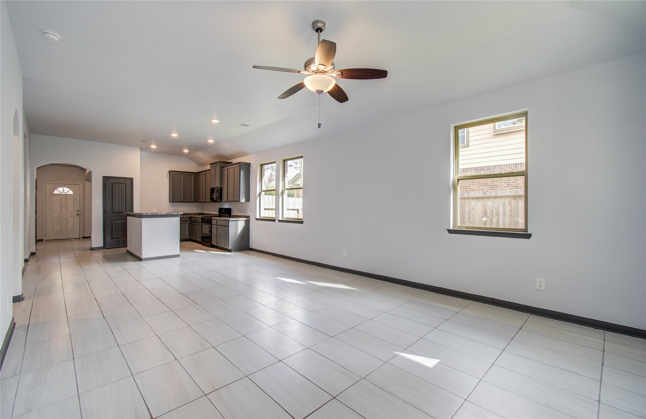 12147 La Salle River Road Conroe, TX 77304 - Photo 17 of 37