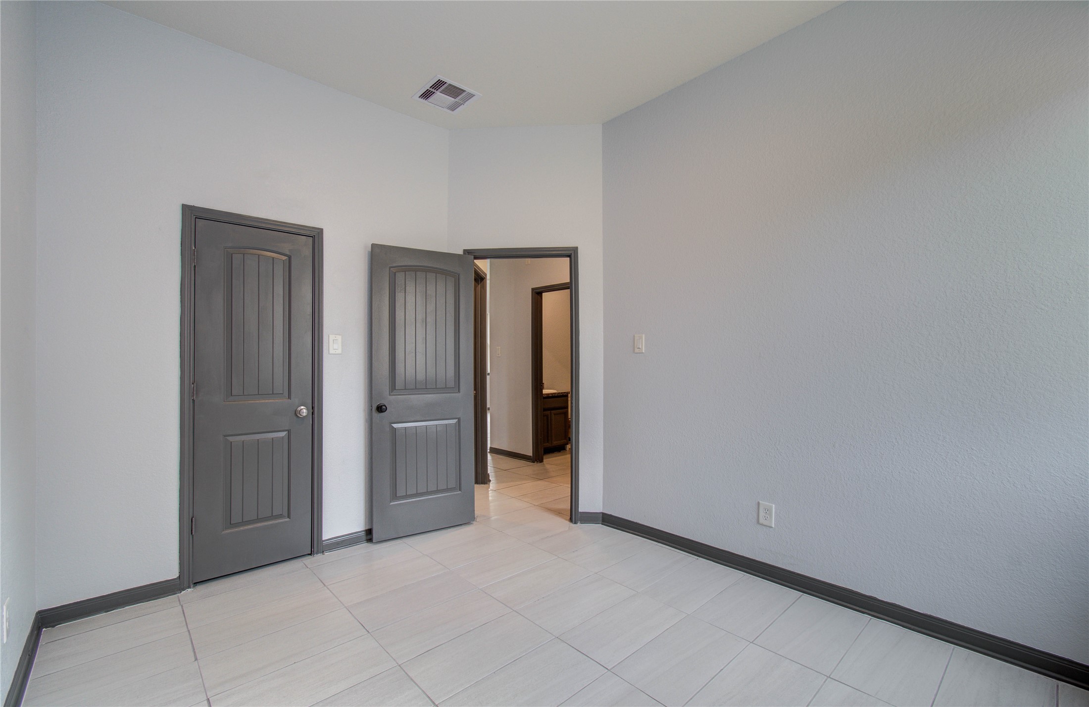 12147 La Salle River Road Conroe, TX 77304 - Photo 29 of 37