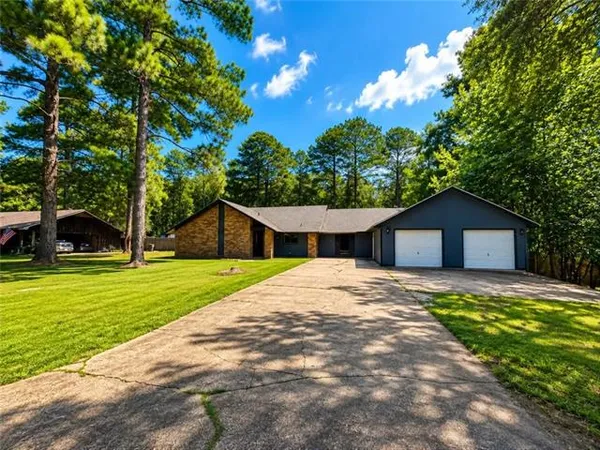 $294,900 | 4410 Walden Drive, Pineville, LA 71360