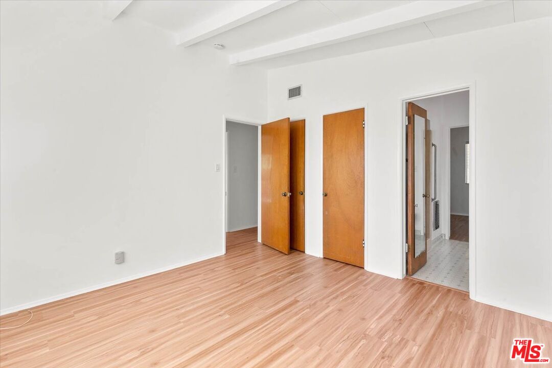 1012 Camann Street Glendale, CA 91208 - Photo 21 of 33 a view of hallway with wooden floor