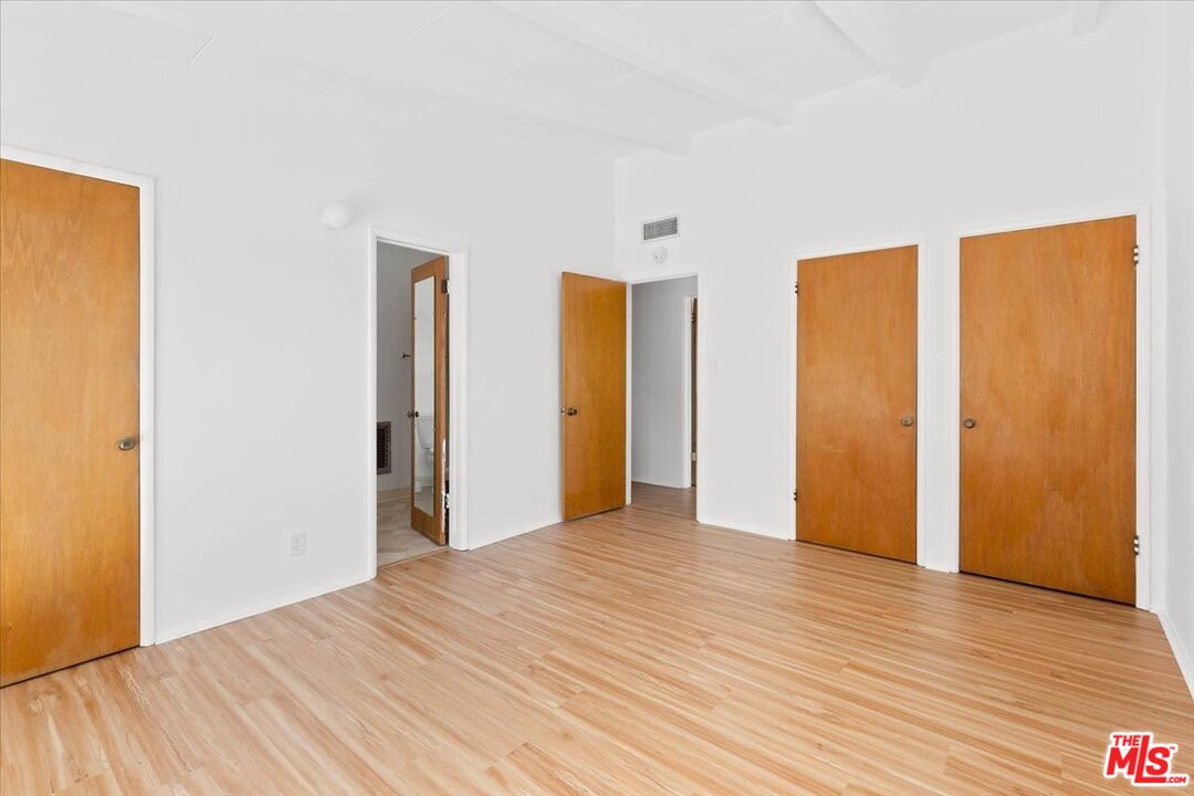 1012 Camann Street Glendale, CA 91208 - Photo 26 of 33 a view of an empty room with wooden floor