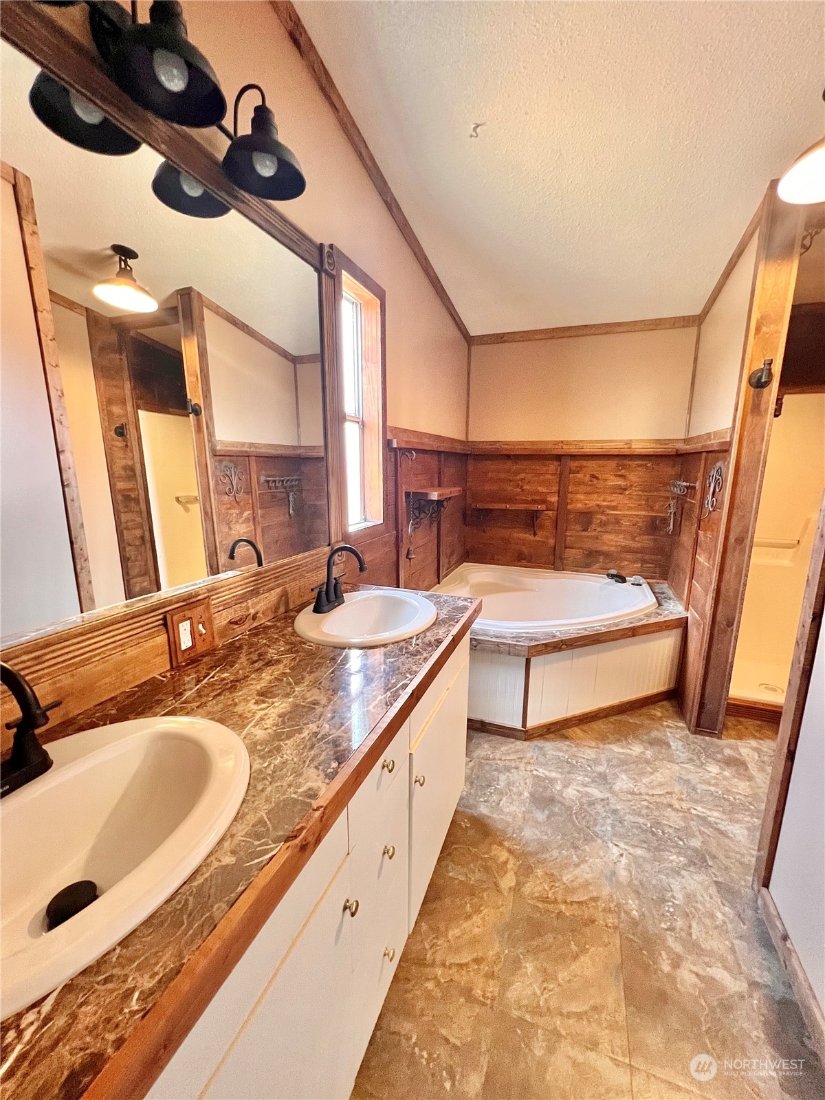 7595 Bouldercrest Road Northeast Moses Lake, WA 98837 - Photo 12 of 19 Gallery Image 12