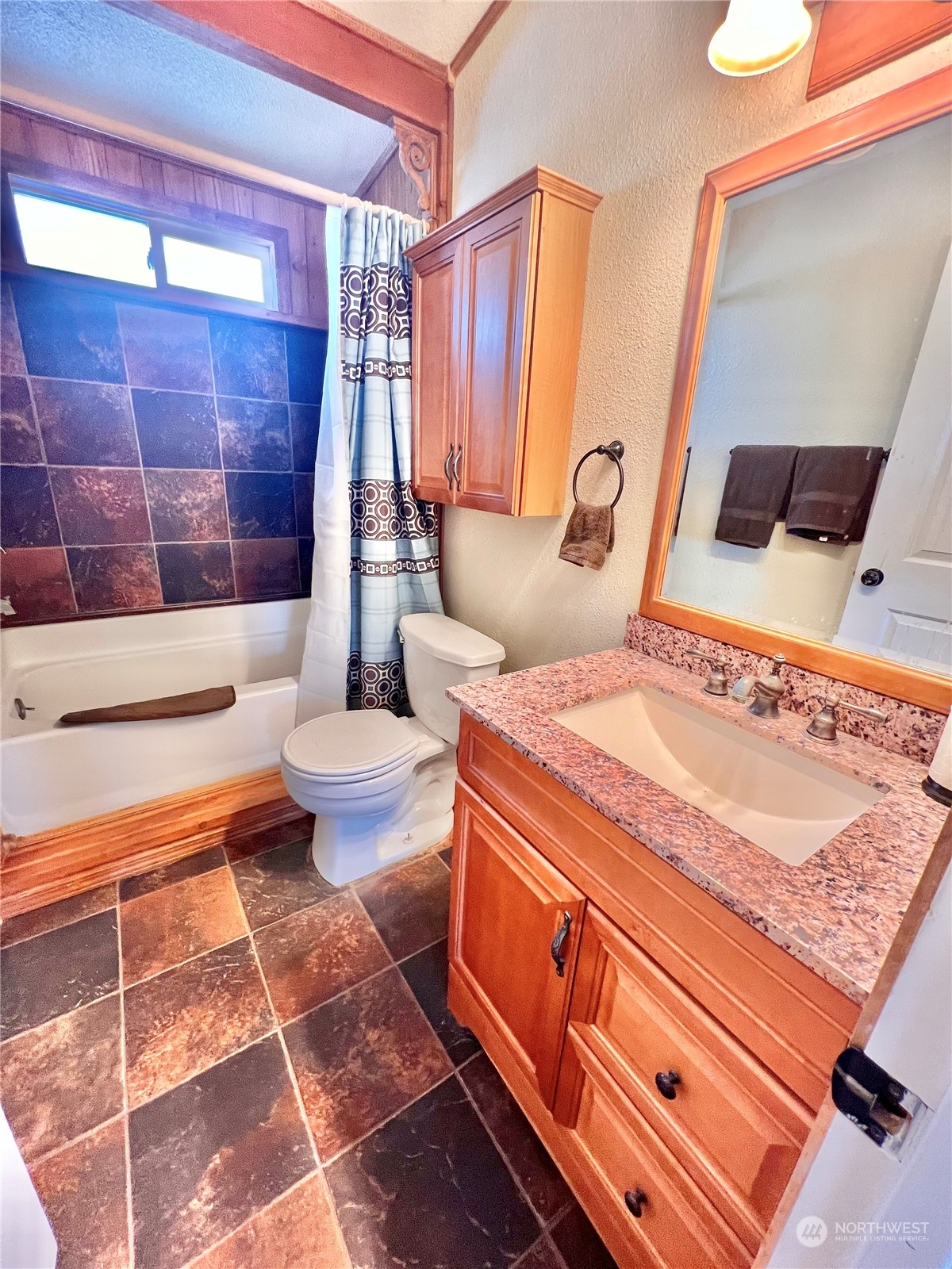 7595 Bouldercrest Road Northeast Moses Lake, WA 98837 - Photo 8 of 19 Gallery Image 8