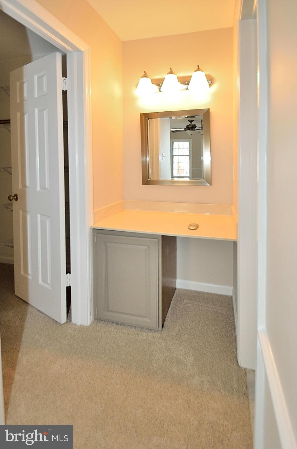 9211 Mac Swain Place Springfield, VA 22153 - Photo 17 of 30 Bedroom (Master)