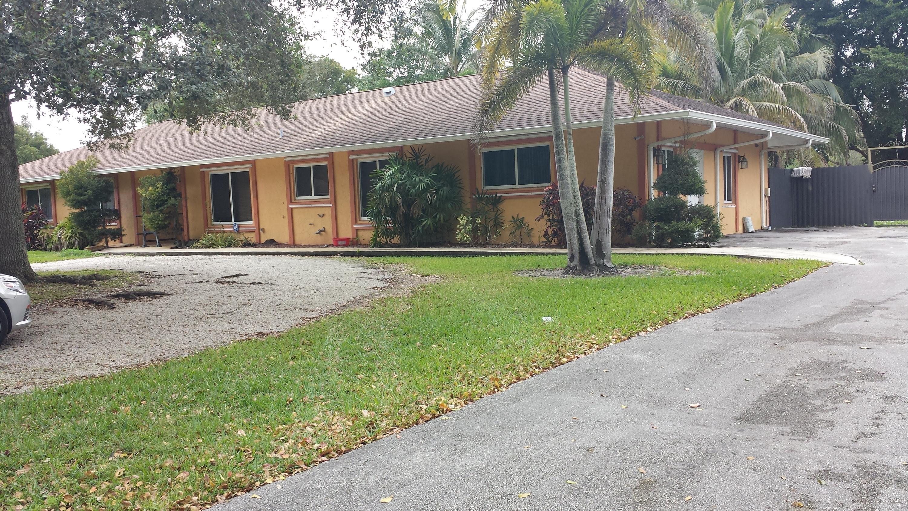 5811 Southwest 196th Lane Southwest Ranches, FL 33332 - Photo 4 of 24 20150218_132030