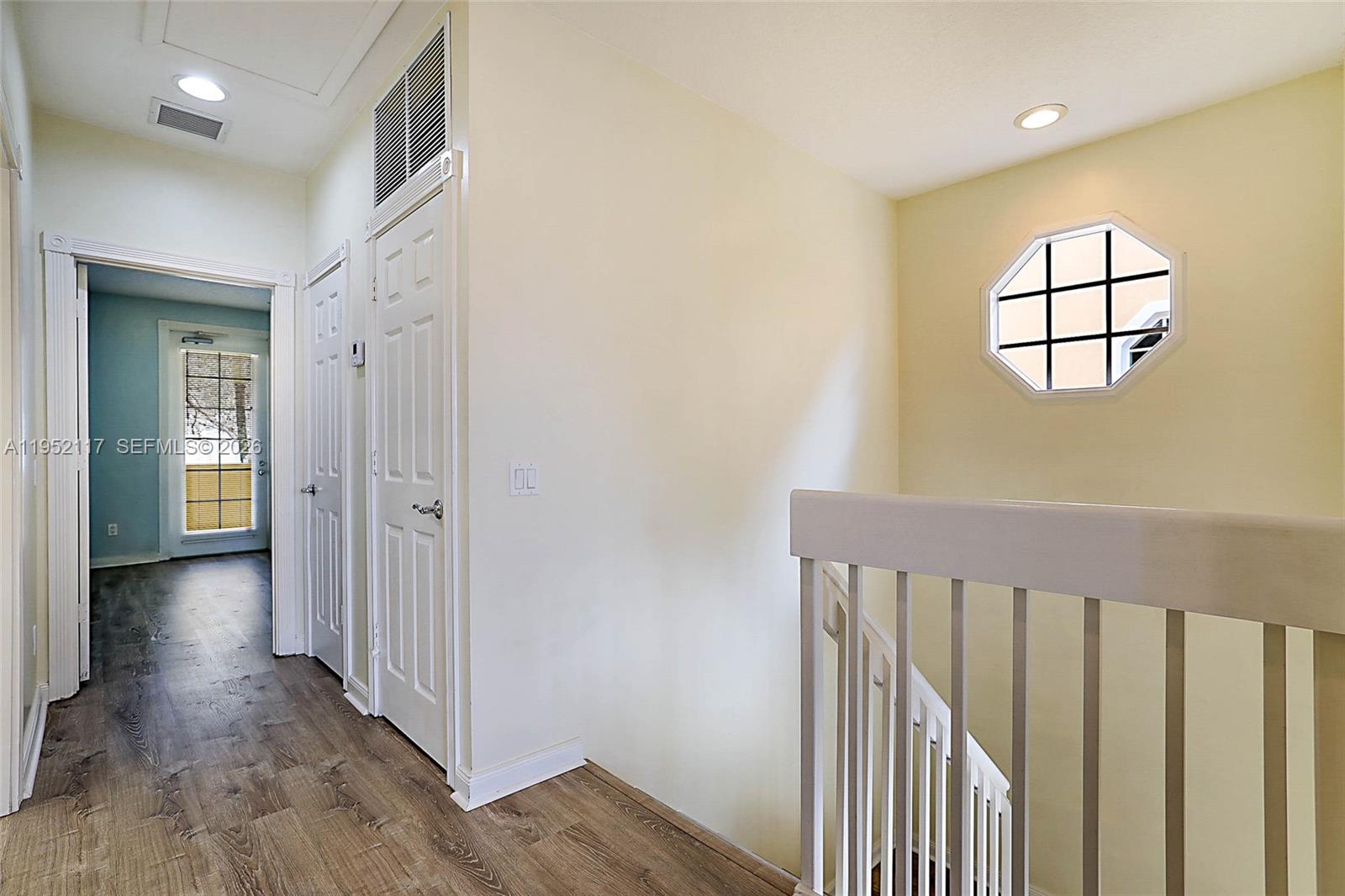 178 Soriano Drive Jupiter, FL 33458 - Photo 21 of 45 Upstairs Hallway