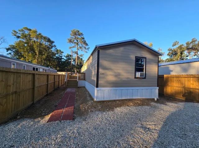 $1,300 | 21205 Brazos Drive, New Caney, TX 77357