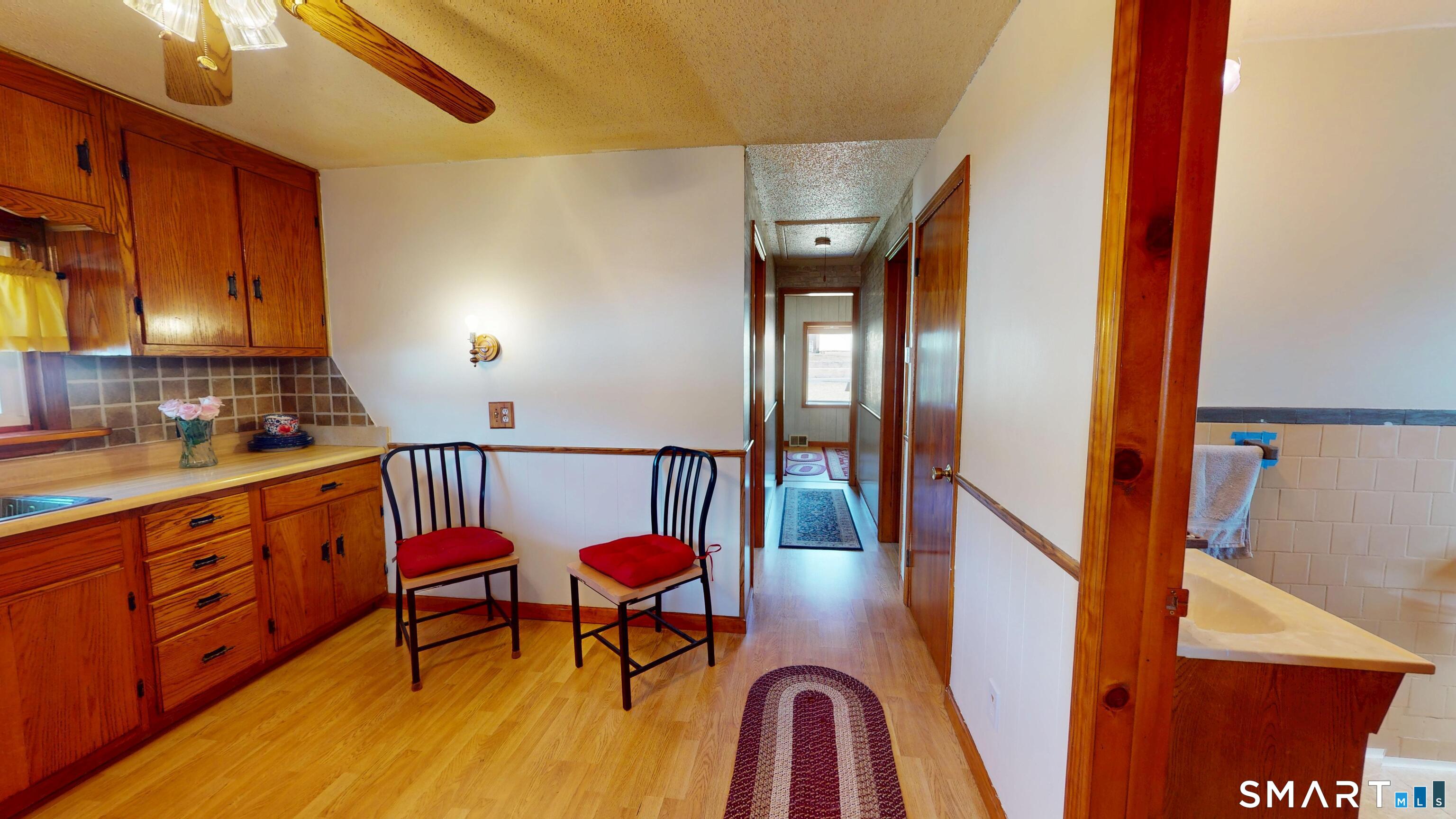 137 Brook Street Bristol, CT 06010 - Photo 20 of 37