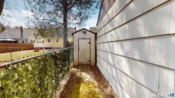 $199,000 | 137 Brook Street, Bristol, CT 06010