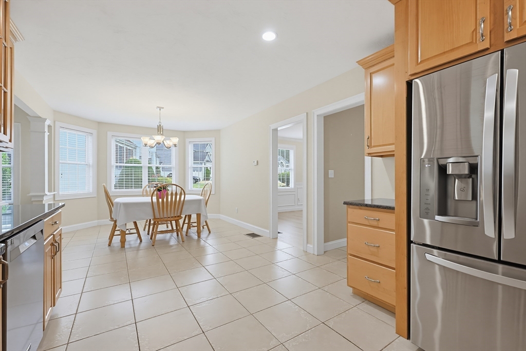 25 Sullivan Way Foxboro, MA 02035 - Photo 22 of 41