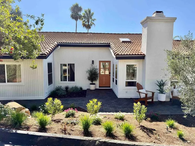 $1,749,000 | 1427 Avocado Road, Oceanside, CA 92054