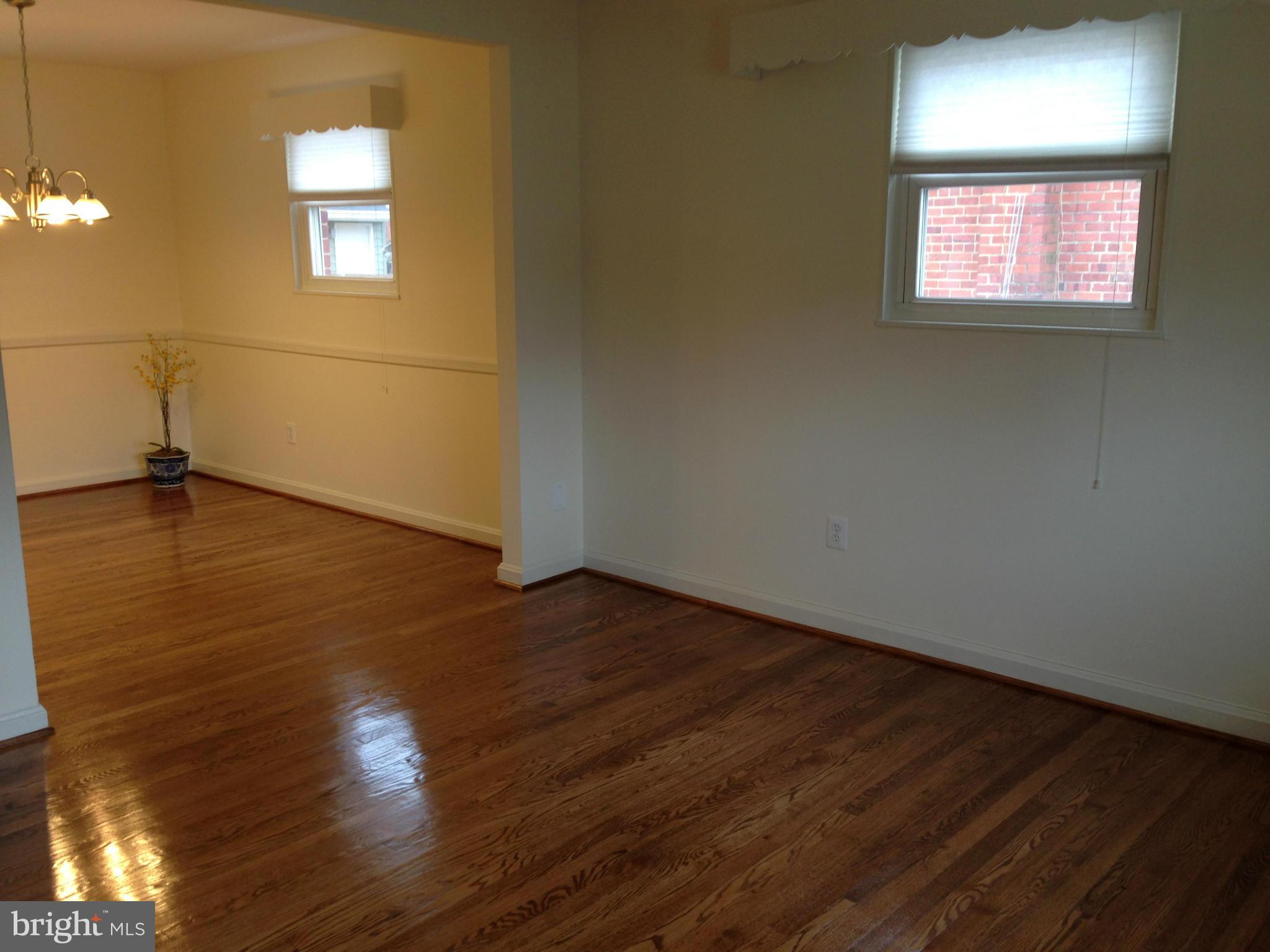 4716 Oxbow Road Rockville, MD 20852 - Photo 12 of 30 Dining Room