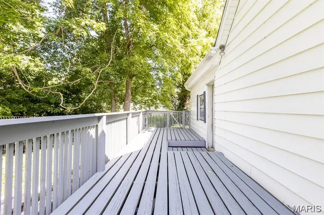 $1,695 | 417 North John Street, Mascoutah, IL 62258