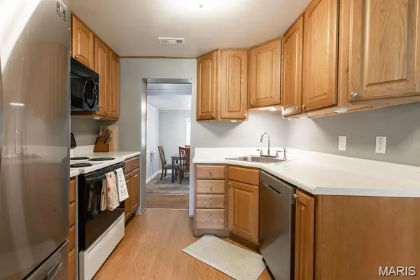 $1,695 | 417 North John Street, Mascoutah, IL 62258